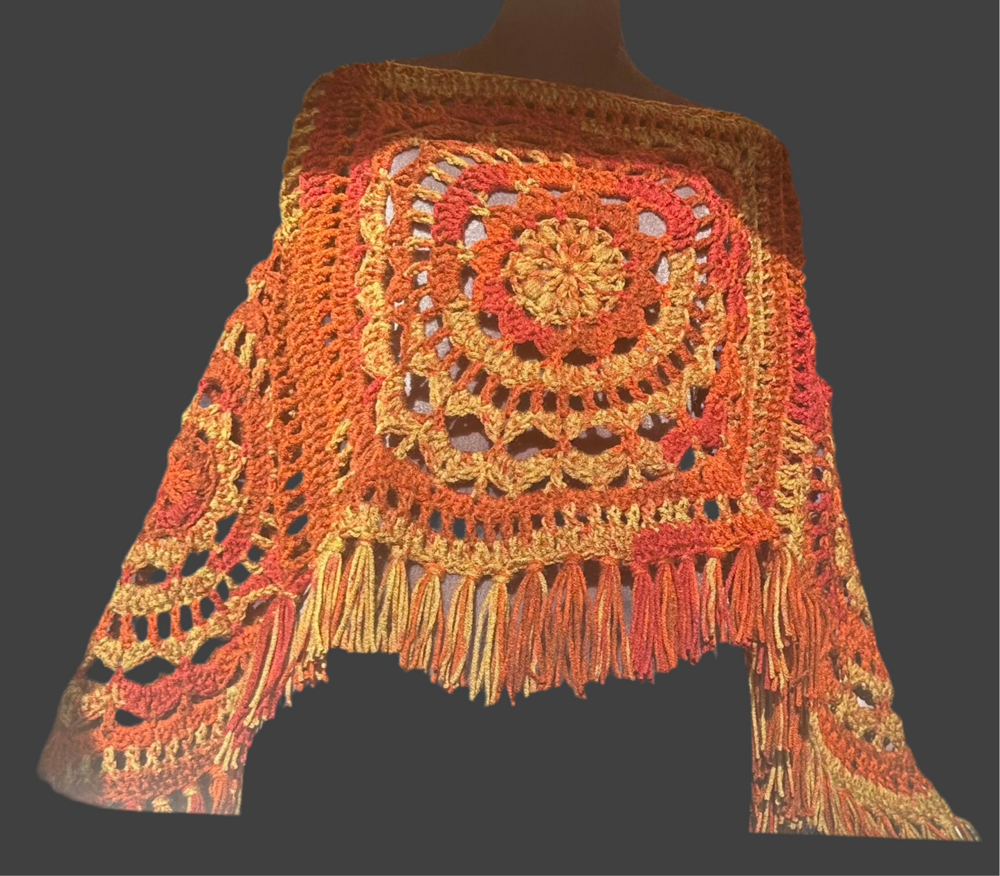 M/L mandala poncho