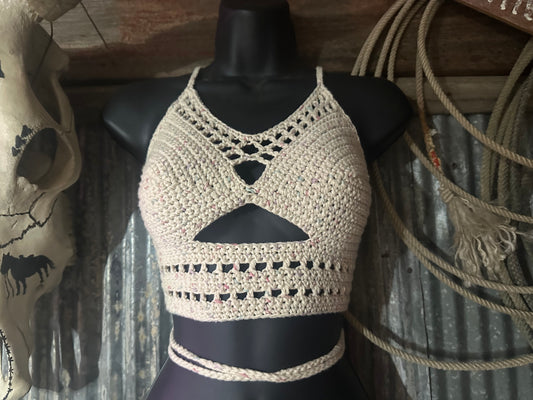 Medium River Dahlia top