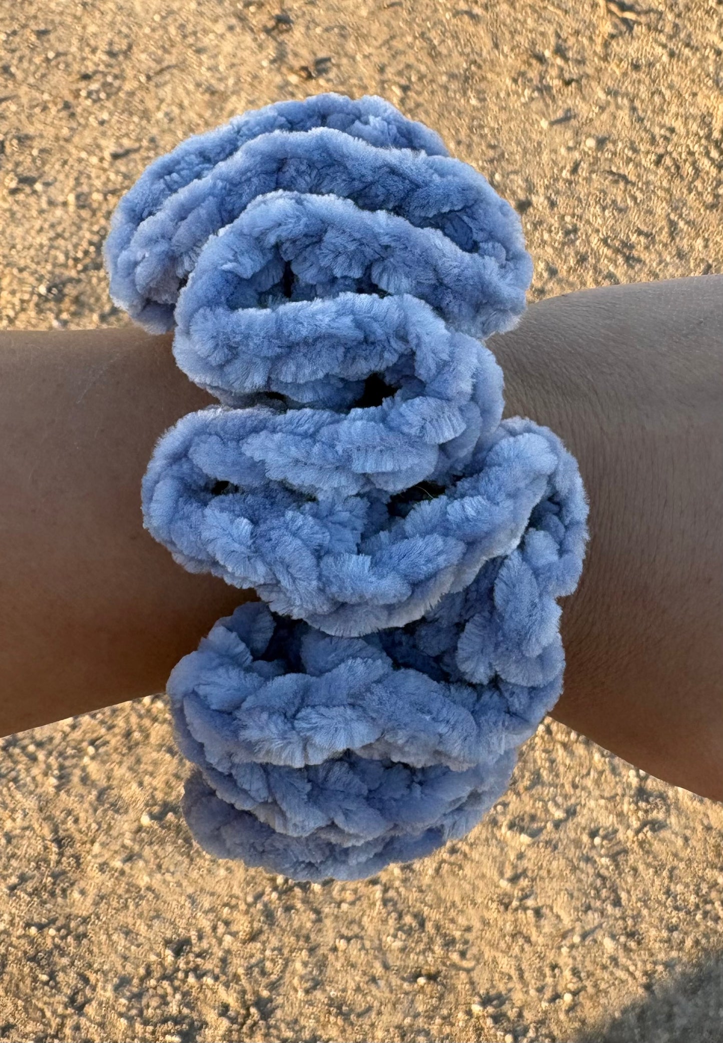 2pk Velvet Scrunchies