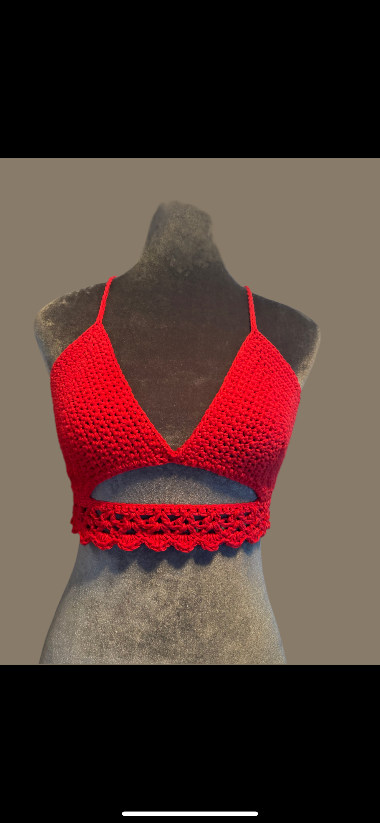 Medium peekaboob tops